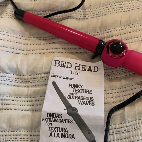 Bed head TIGI curling wand - Picture 2 of 3